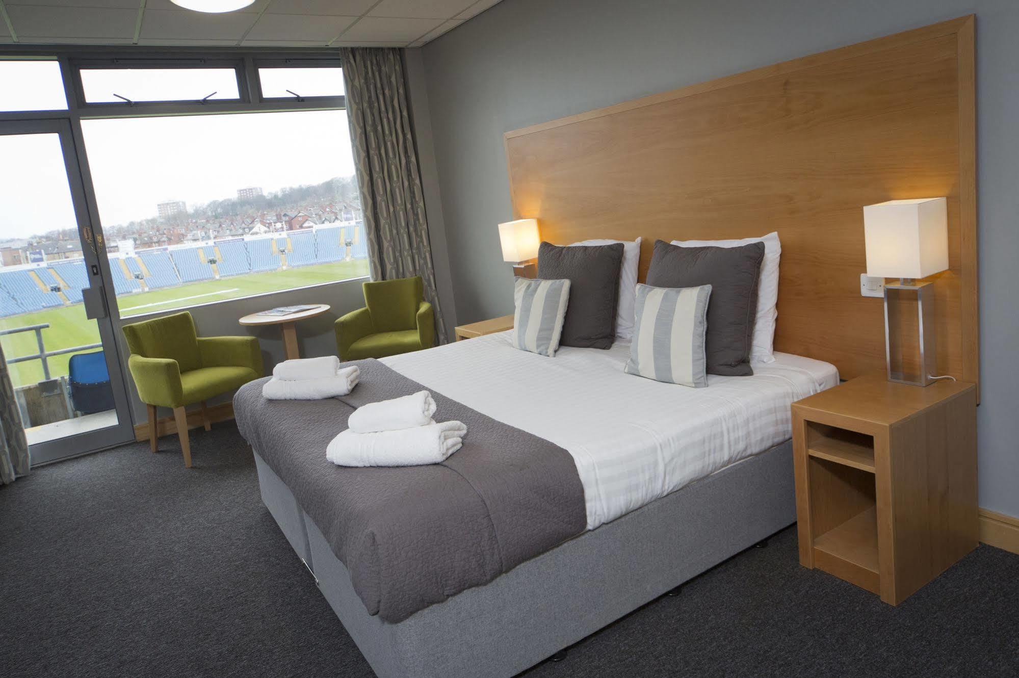 Hotel Headingley 4*